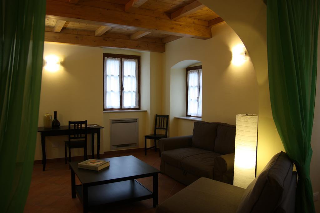 Locanda Il Monastero Ortonovo Camera foto