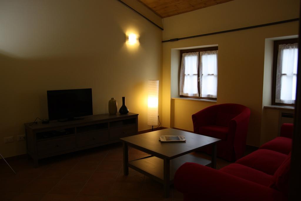 Locanda Il Monastero Ortonovo Camera foto